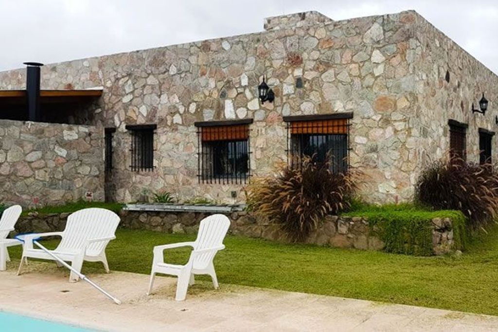 CASA DE CAMPO EN LOS MOLLES LA GRANJA CÓRDOBA