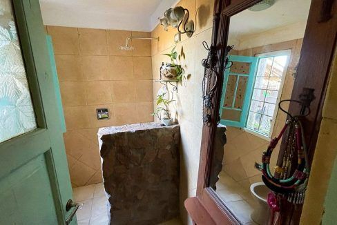 casa-en-Colonia-Caroya-01