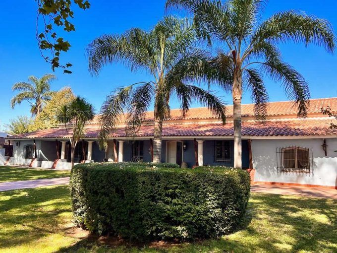 Casa de categoría en venta en la Ciudad de Colonia Caroya, Córdoba