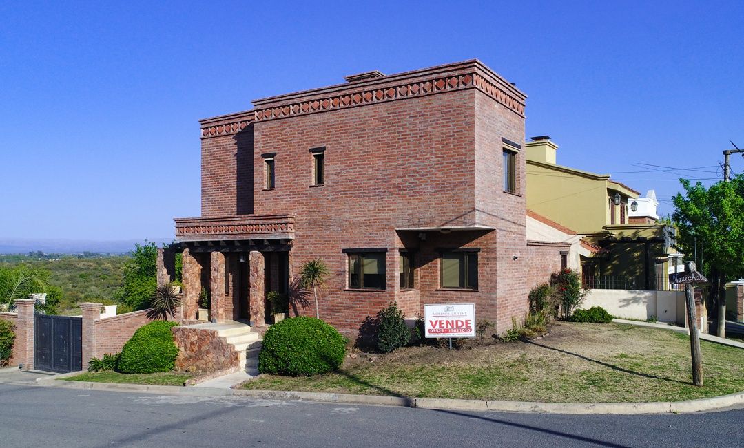 VENTA DE CASA EN PARQUE SUIZO JESÚS MARÍA